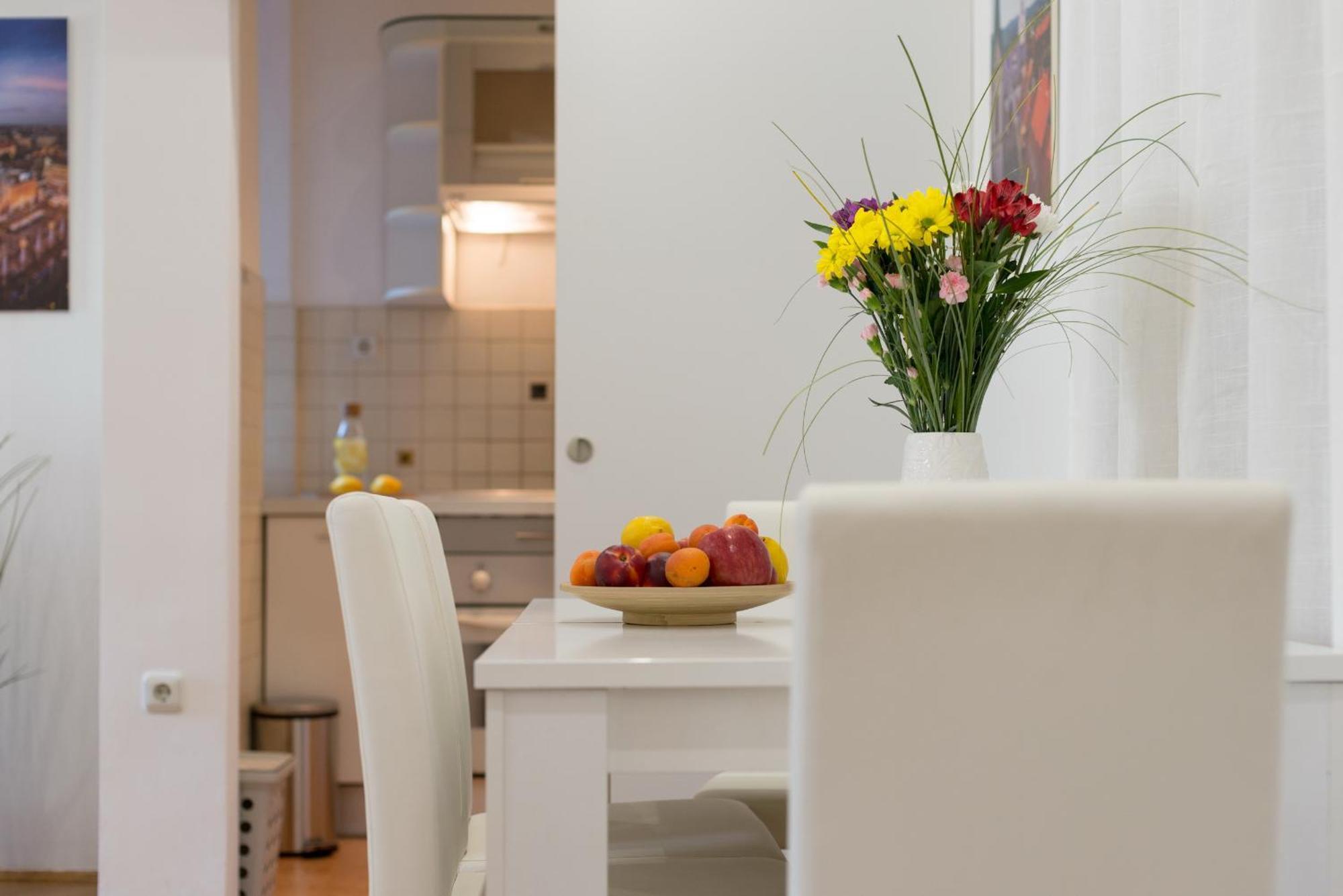 Like Home Zagreb Apartment Exterior photo