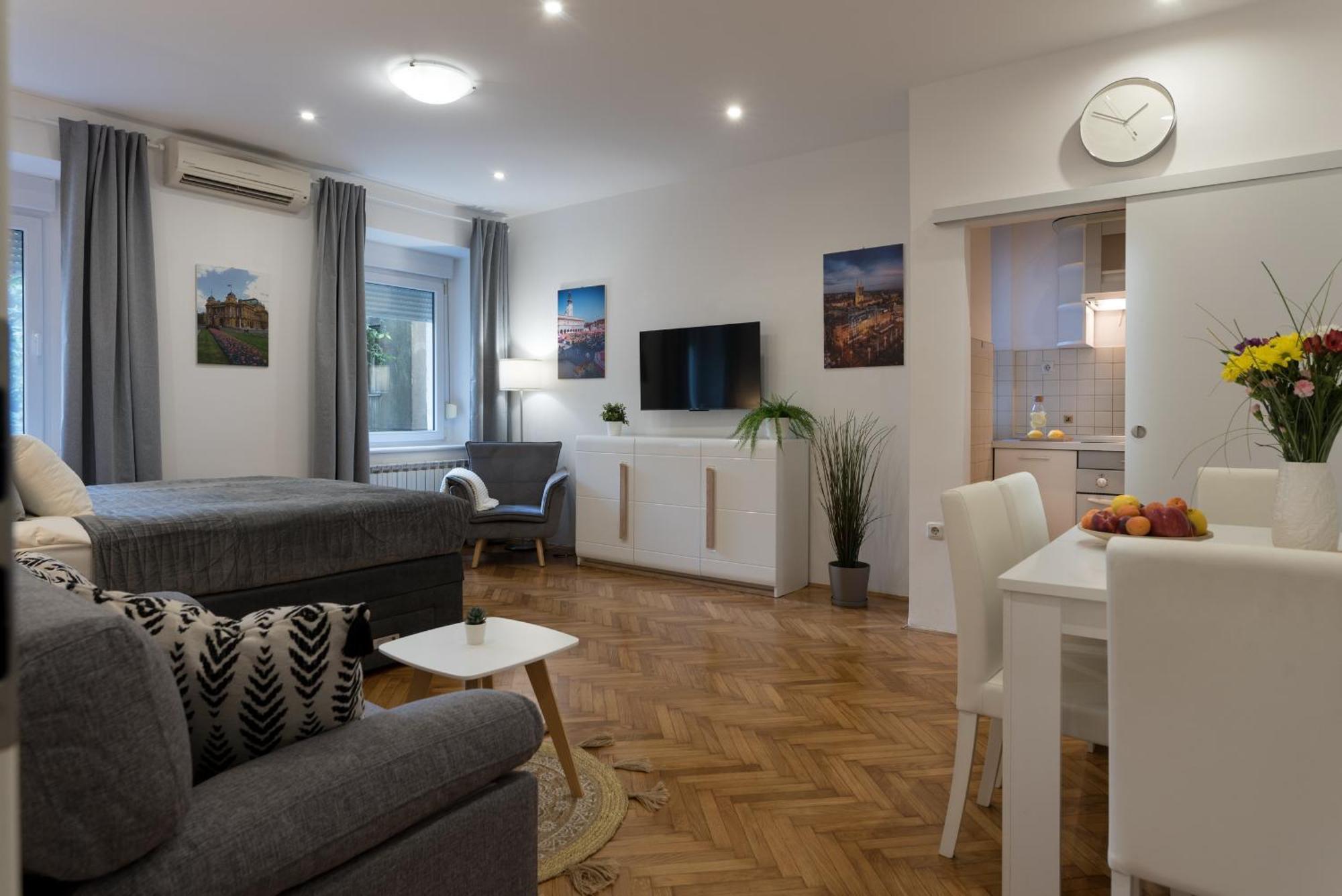 Like Home Zagreb Apartment Exterior photo